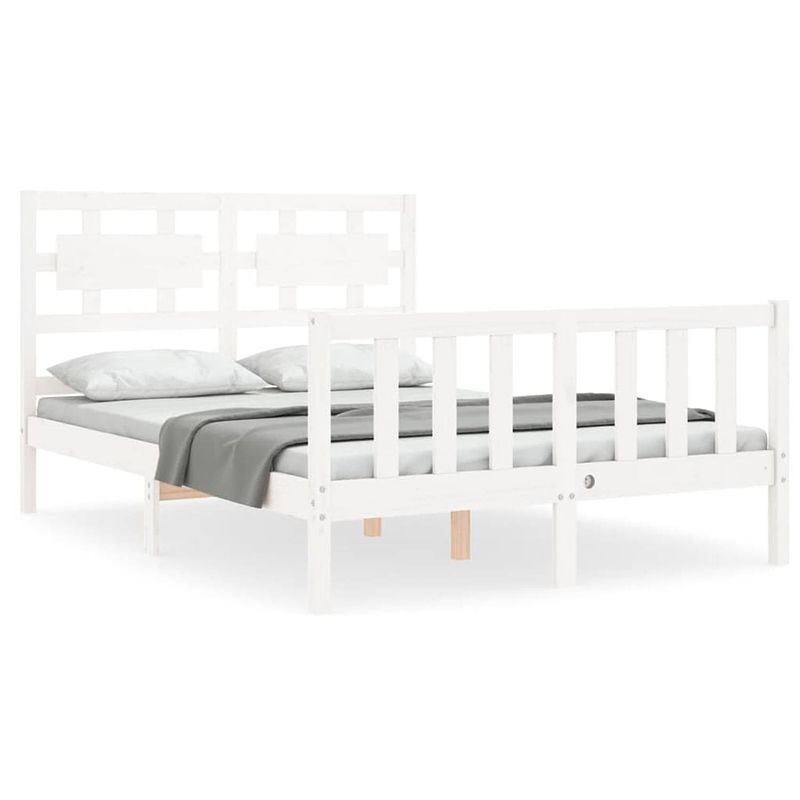 Foto van The living store bed the living store massief grenenhouten bedframe - 195.5 x 145.5 x 100 cm - wit