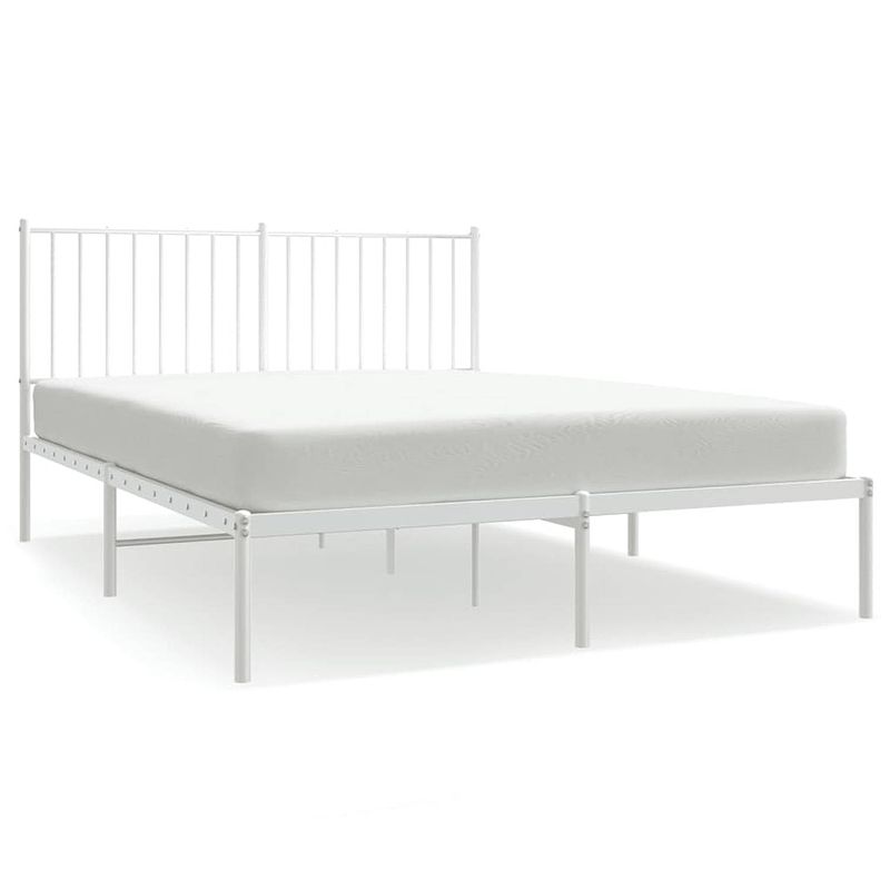 Foto van The living store bedframe - klassiek - metaal - 196 x 146 x 90.5 cm - wit