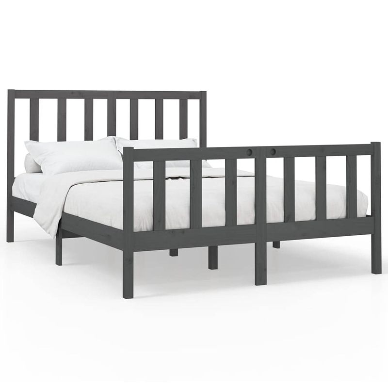 Foto van The living store houten bedframe - massief grenenhout - 205.5 x 146 x 69.5 cm - grijs