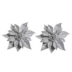 Foto van 2x kerstversieringen kerststerren bloemen zilver op clip - kersthangers