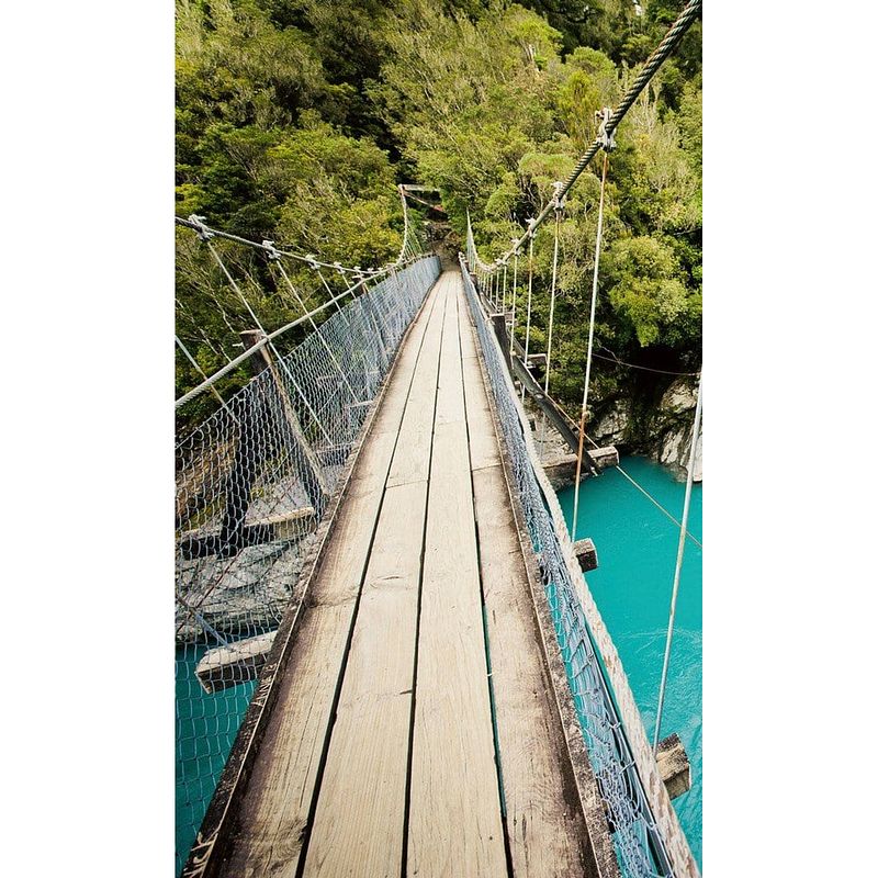 Foto van Dimex wooden bridge vlies fotobehang 150x250cm 2-banen