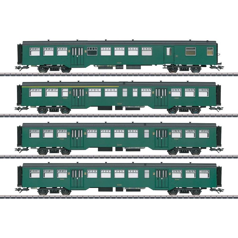 Foto van Märklin 43546 h0 set van 4 personenrijtuigen type m2 van de nmbs/sncb