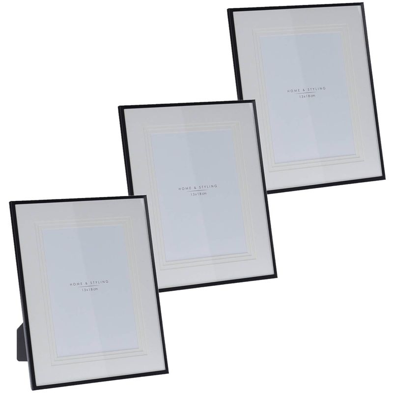 Foto van 3x stuks aluminium fotolijst zwart geschikt voor een foto van 20 x 25 cm - fotolijsten