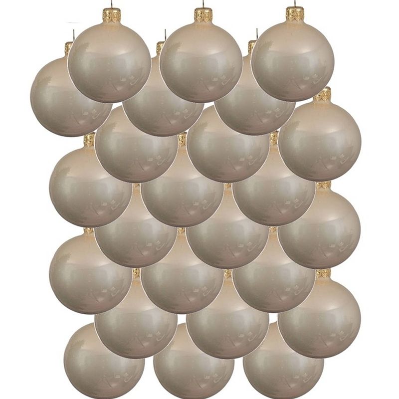 Foto van 24x glazen kerstballen glans licht parel/champagne 8 cm kerstboom versiering/decoratie - kerstbal