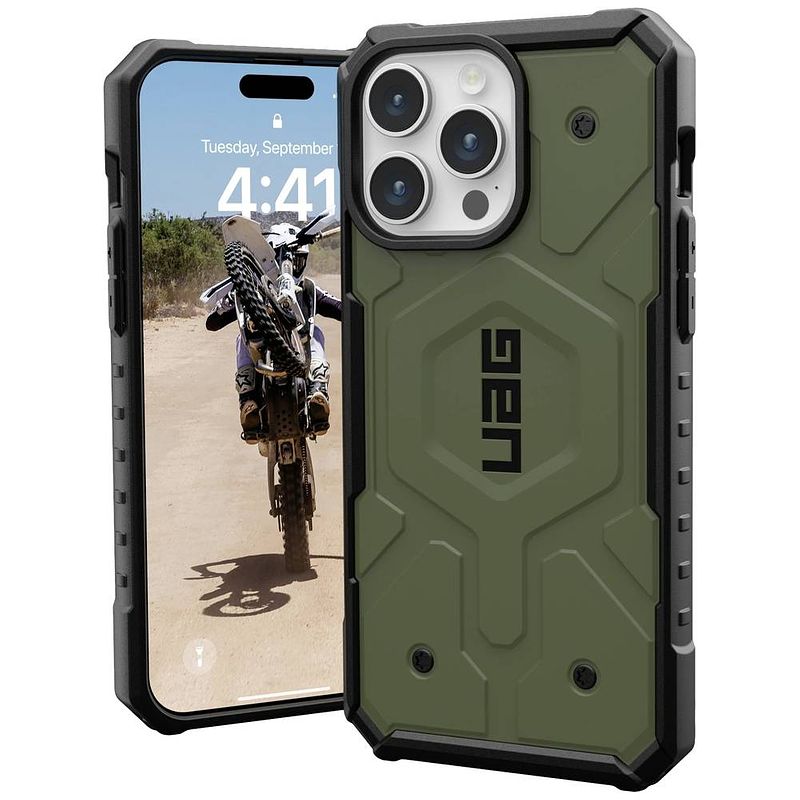 Foto van Urban armor gear pathfinder magsafe backcover apple iphone 15 pro max olijf