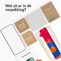 Foto van Accezz gehard glas full cover screenprotector met applicator iphone 15 plus smartphone screenprotector transparant