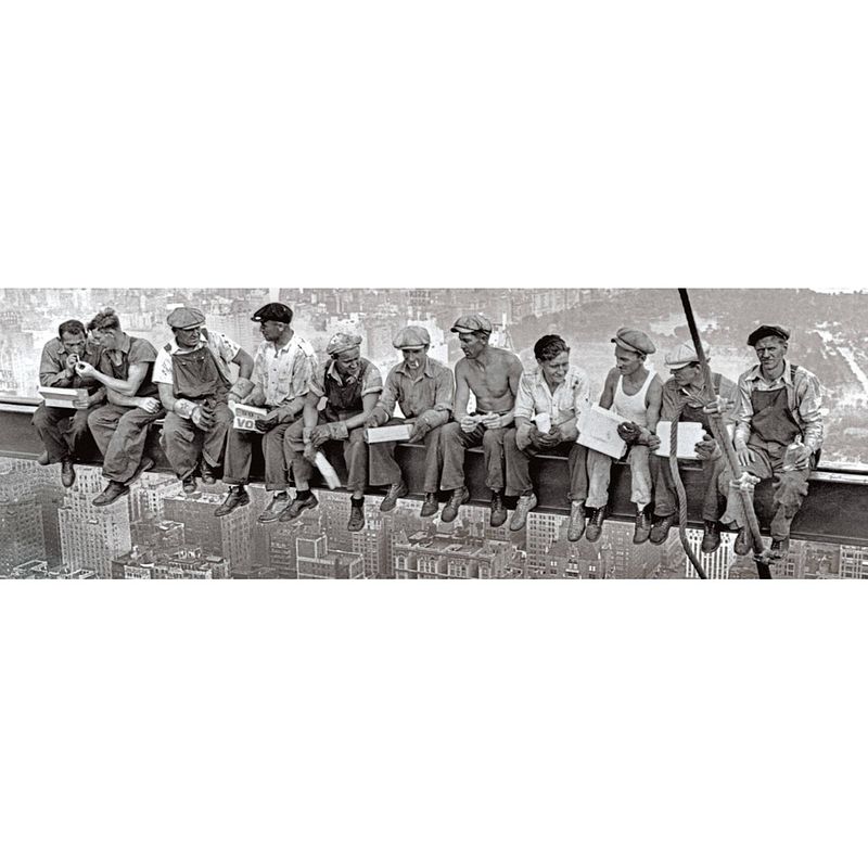 Foto van Grupo erik lunch atop a skyscraper poster 158x53cm