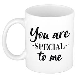 Foto van You are special to me cadeau mok / beker wit voor valentijnsdag 300 ml - feest mokken