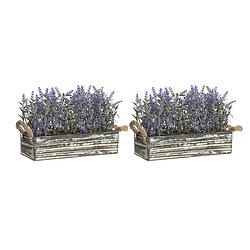 Foto van Items lavendel bloemen kunstplant in bloembak - 2x - donkerpaarse bloemen - 30 x 12 x 21 cm - bloemstukje - kunstplanten