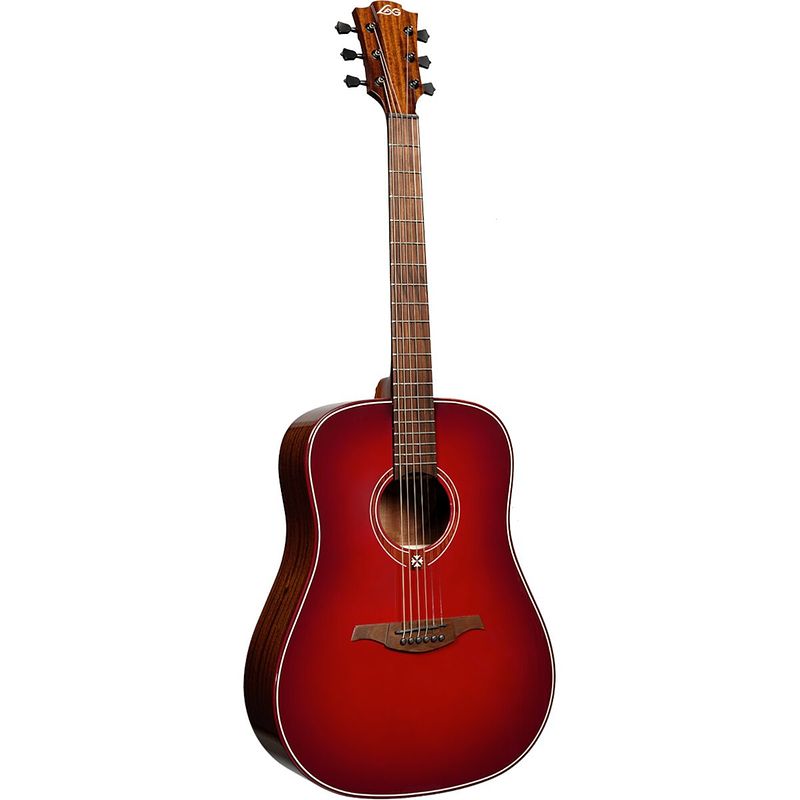 Foto van Lag guitars tramontane special edition dreadnought t-red-d westerngitaar