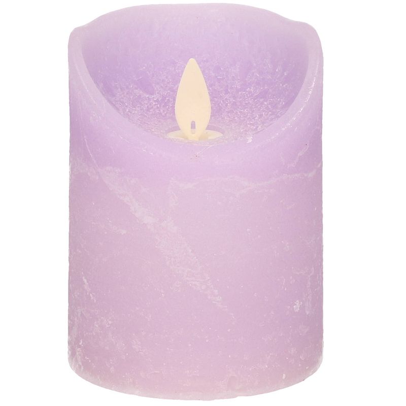 Foto van 1x lila paarse led kaarsen / stompkaarsen met bewegende vlam 10 cm - led kaarsen