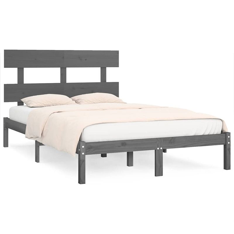 Foto van The living store bedframe - massief grenenhout - 205.5 x 205.5 x 31 cm - grijs