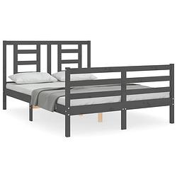 Foto van The living store bedframe - massief grenenhout - 195.5 x 140.5 x 100 cm - grijs