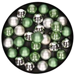 Foto van 32x stuks kunststof kerstballen mix salie groen/zilver 4 cm - kerstbal