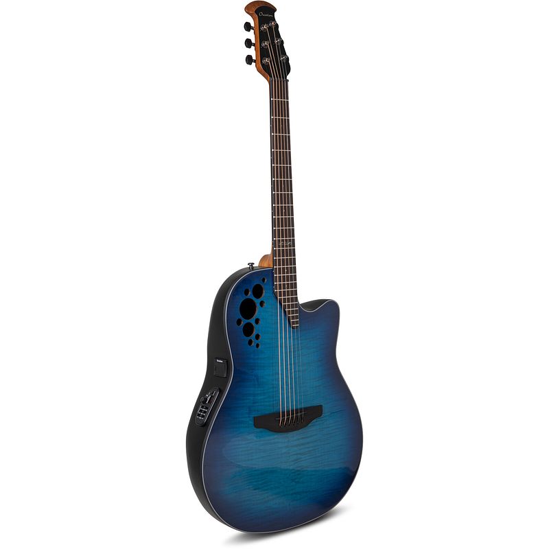 Foto van Ovation ce44p-blfl-g celebrity elite plus ce44p mid cutaway blue flame maple limited edition