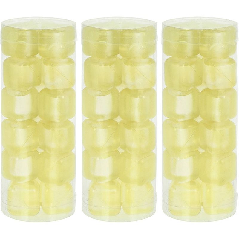 Foto van 54x gele ijsblokjes/ijsklontjes van kunststof/plastic - ijsblokjesvormen