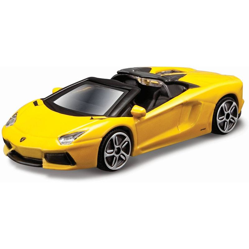 Foto van Auto bburago lamborghini aventador schaal 1:43