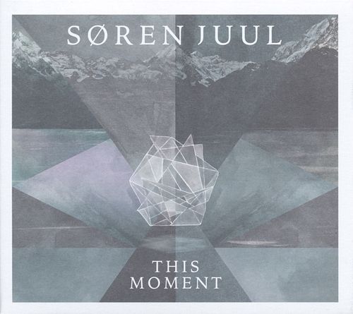 Foto van This moment - cd (0652637360226)