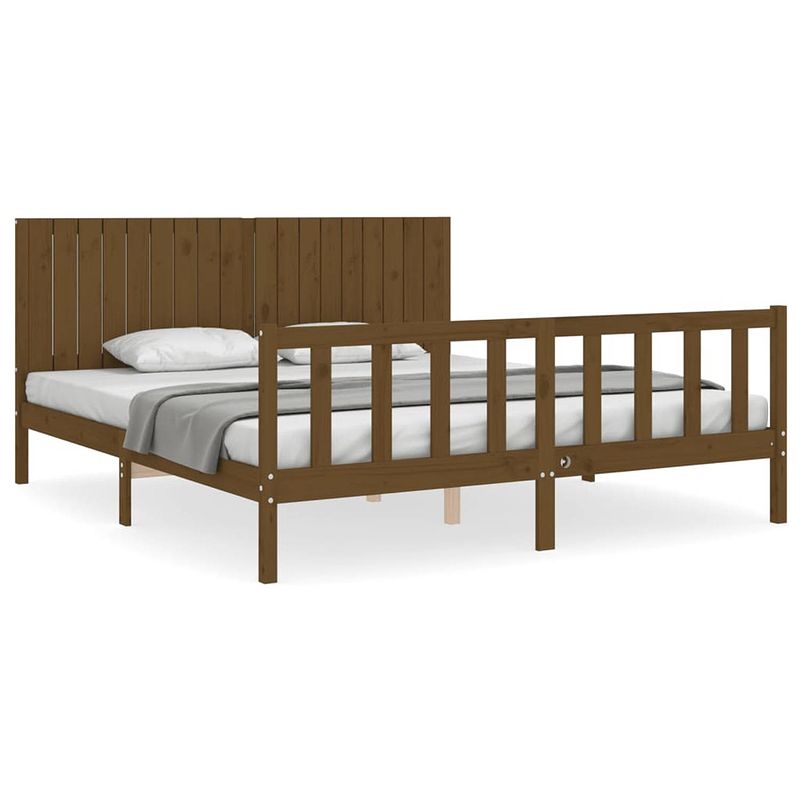 Foto van The living store bedframe - massief grenenhout - 205.5 x 185.5 x 100 cm - honingbruin