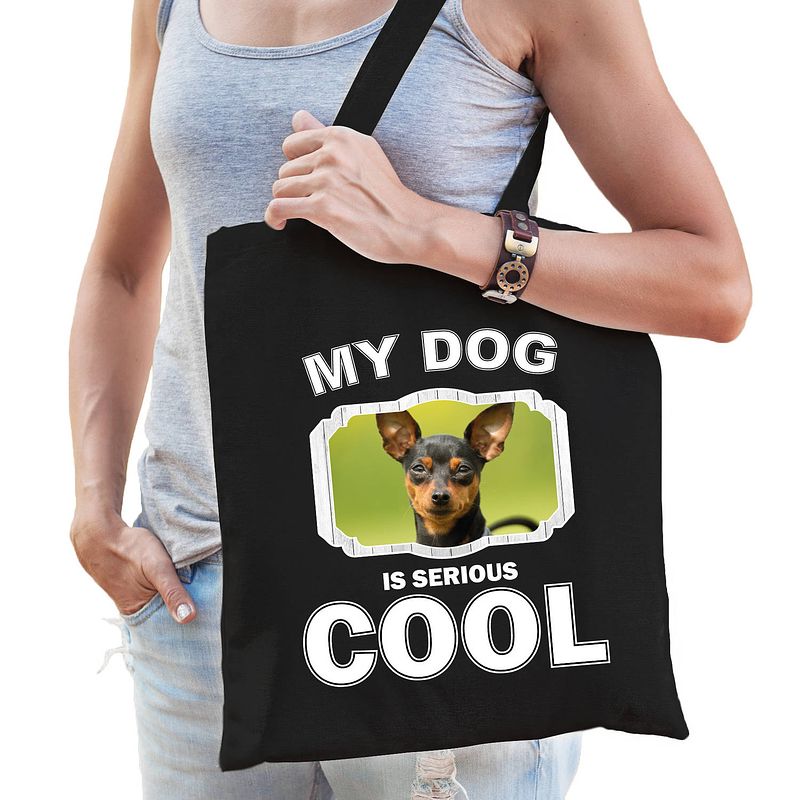 Foto van Katoenen tasje my dog is serious cool zwart - dwergpinscher honden cadeau tas - feest boodschappentassen