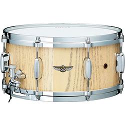 Foto van Tama tws1465-awc antique white japanese chestnut star walnut snaredrum 14 x 6.5