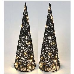 Foto van Led piramide kerstboom -2x - h40 cm - zwart - rotan - kerstverlichting - kerstverlichting figuur