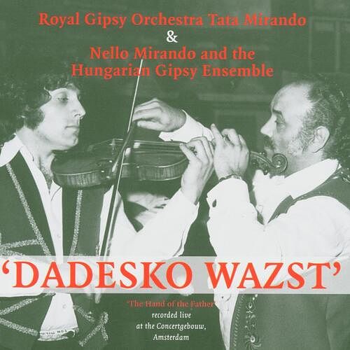 Foto van Dadesko wazst. hand of the father - cd (8712618403525)