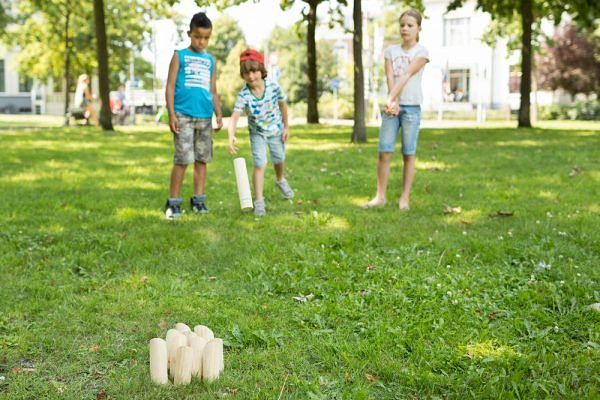 Foto van Buitenspeel fins werpspel (numbers kubb)