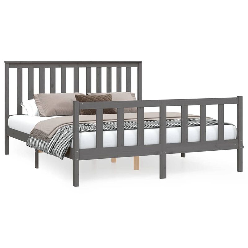 Foto van The living store bedframe grenenhout - grijs - 205.5 x 166 x 101 cm - geschikt voor matras 160 x 200 cm