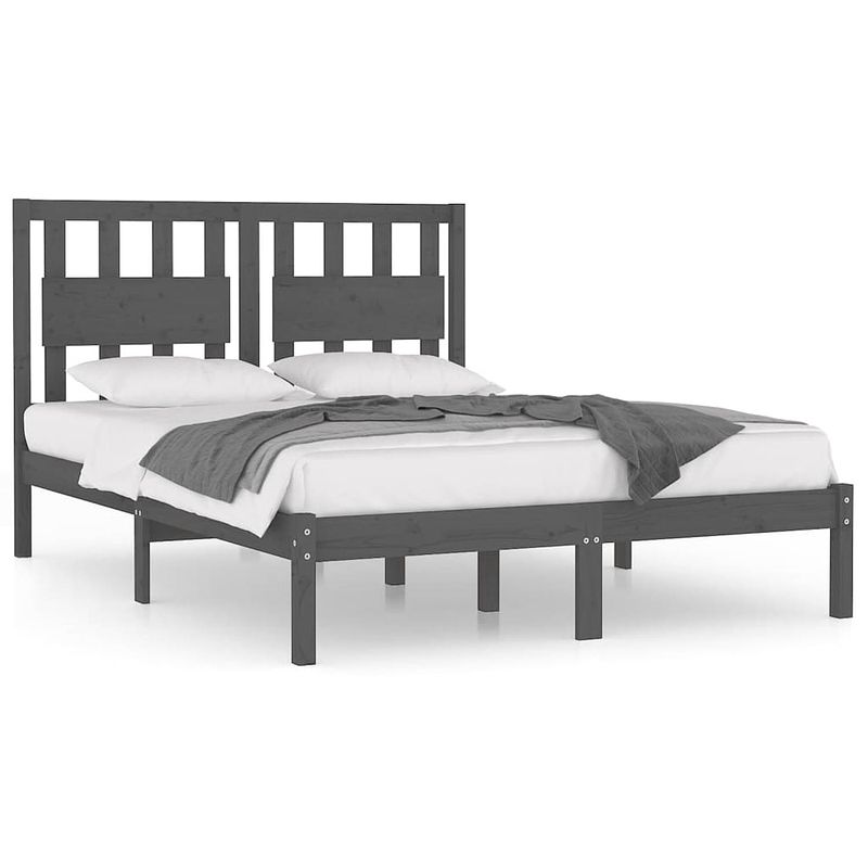 Foto van The living store houten bedframe - massief grenenhout - grijs - 205.5 x 165.5 x 31 cm - 160 x 200 cm