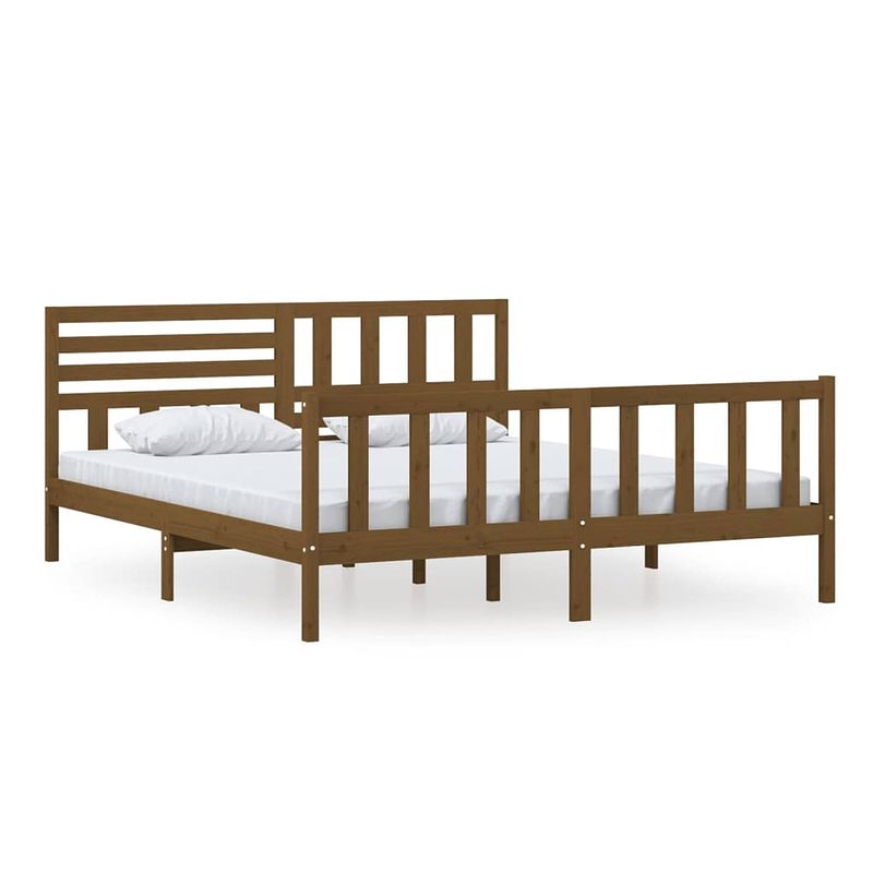 Foto van The living store bedframe grenenhout - 205.5 x 186 x 100 cm - honingbruin