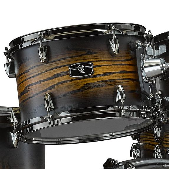 Foto van Yamaha jlht1309ues live custom hybrid oak earth sunburst 13 x 9 inch tom