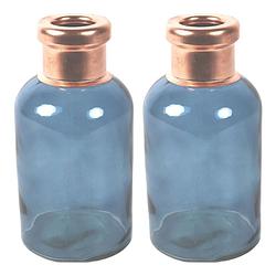 Foto van Countryfield bloemenvaas firm bottle - 2x - transparant blauw/koper - glas - d10 x h21 cm - vazen