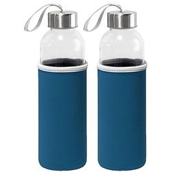 Foto van 2x stuks glazen waterfles/drinkfles met blauwe softshell bescherm hoes 520 ml - drinkflessen