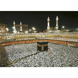 Foto van Komar kaaba at night fotobehang 388x270cm 8-delen