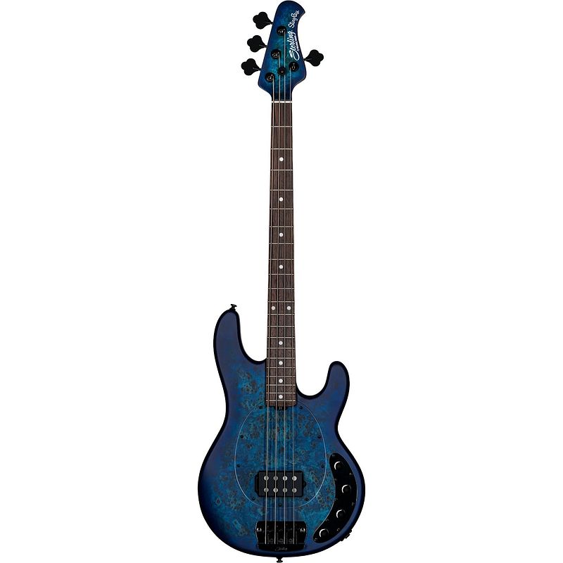 Foto van Sterling by music man stingray ray34 poplar burl neptune blue satin elektrische basgitaar met deluxe gigbag