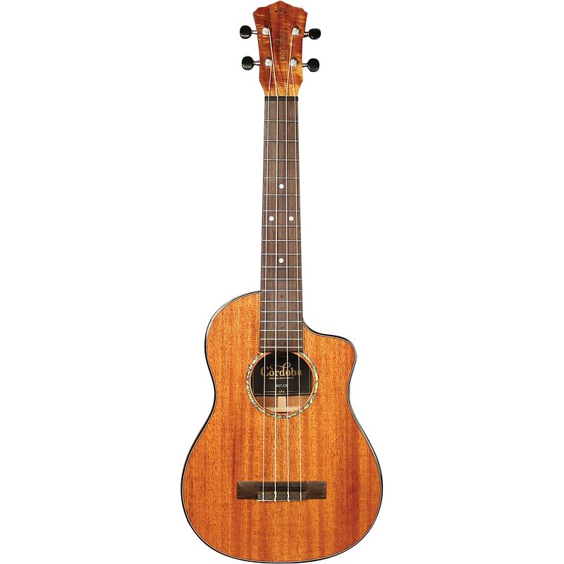 Foto van Cordoba 30t-ce elektrisch-akoestische tenor ukelele met koffer