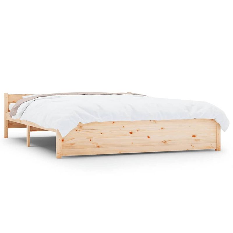 Foto van The living store bedframe - grenenhout - 150 x 200 cm - stabiel en comfortabel