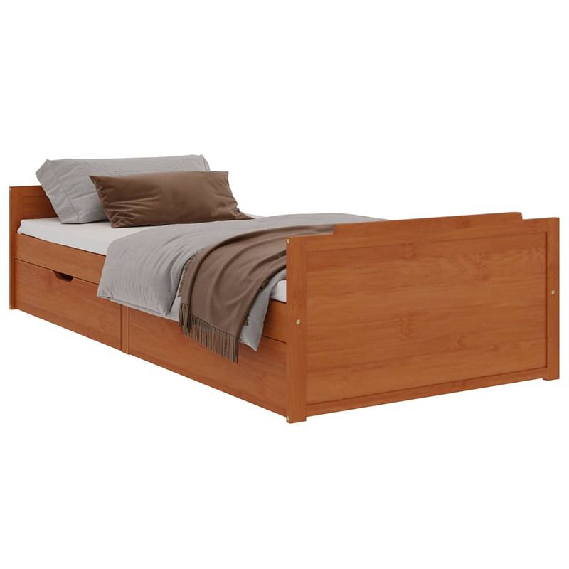 Foto van The living store bedframe massief grenenhout - opbergfunctie - honingbruin - 203.5x96x48.5 cm - lades- 95x63x20 cm -