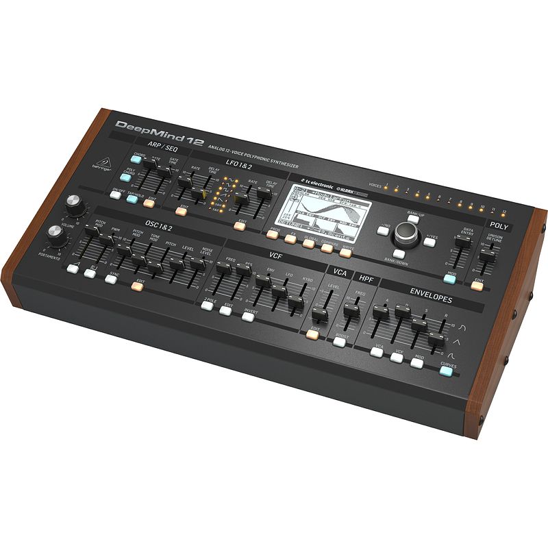 Foto van Behringer deepmind 12d synthesizer