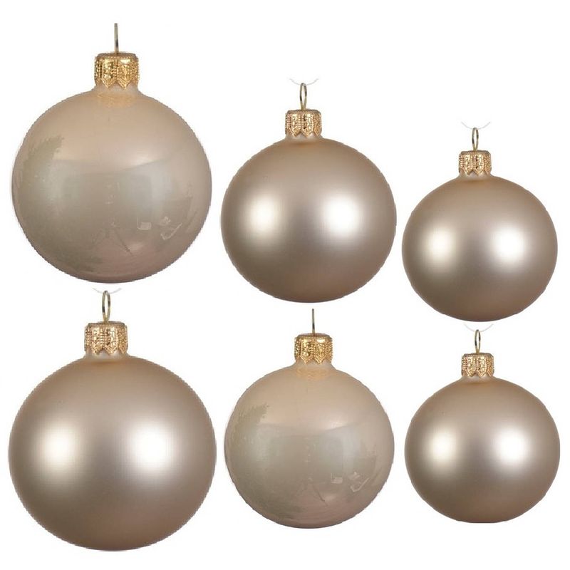 Foto van Glazen kerstballen pakket champagne glans/mat 16x stuks diverse maten - kerstbal