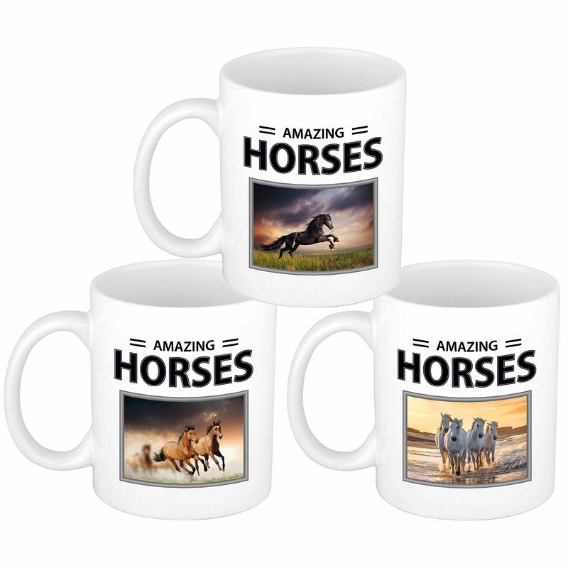 Foto van Set van 3x stuks paarden thema drink mokken met dieren foto print van amazing horses - feest mokken