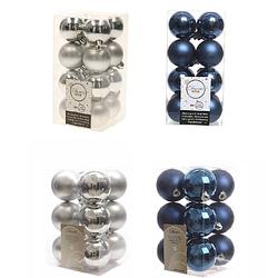 Foto van Kerstversiering kunststof kerstballen mix donkerblauw/zilver 4 en 6 cm pakket van 80x stuks - kerstbal