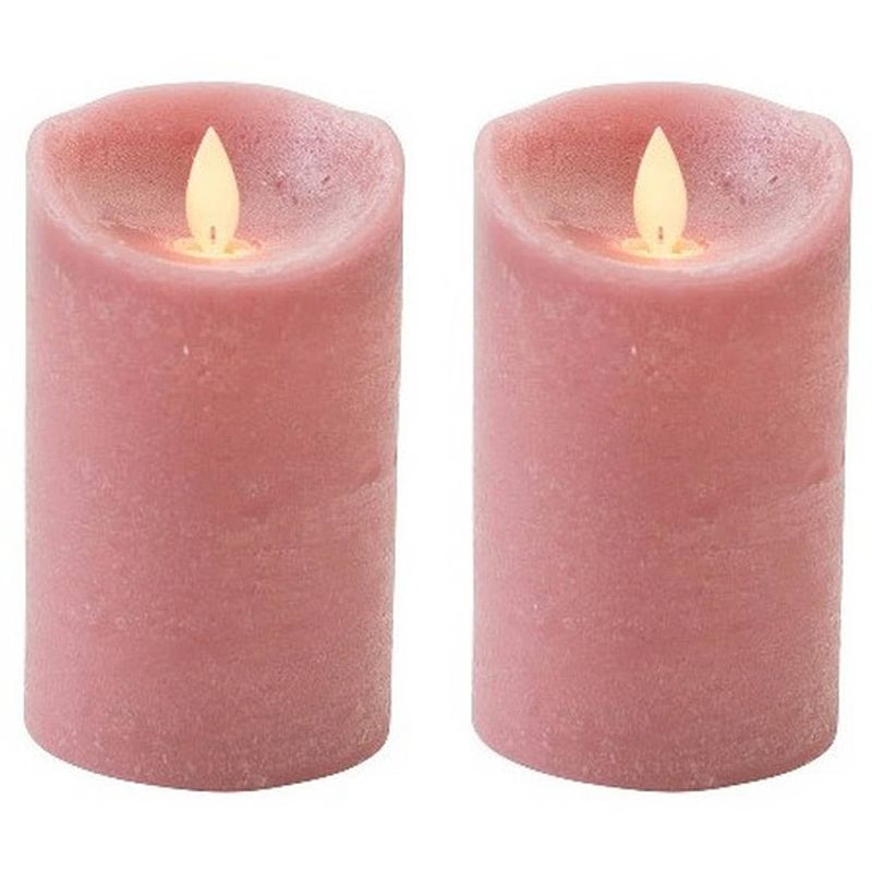 Foto van 2x antiek roze led kaars / stompkaars met bewegende vlam 12,5 cm - led kaarsen