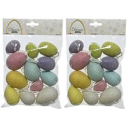 Foto van 24x gekleurde glitter plastic/kunststof eieren/paaseieren 4-6 cm - feestdecoratievoorwerp