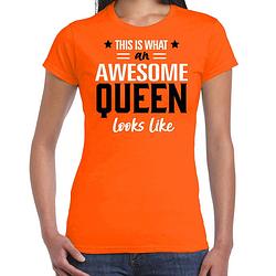 Foto van Oranje koningsdag t-shirt - awesome queen - dames s - feestshirts