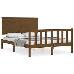 Foto van The living store bedframe - grenenhout - 205.5 x 145.5 x 82.5 cm - honingbruin