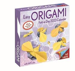 Foto van Boxed dagkalender - 2023 easy origami - kalender (9781524873400)