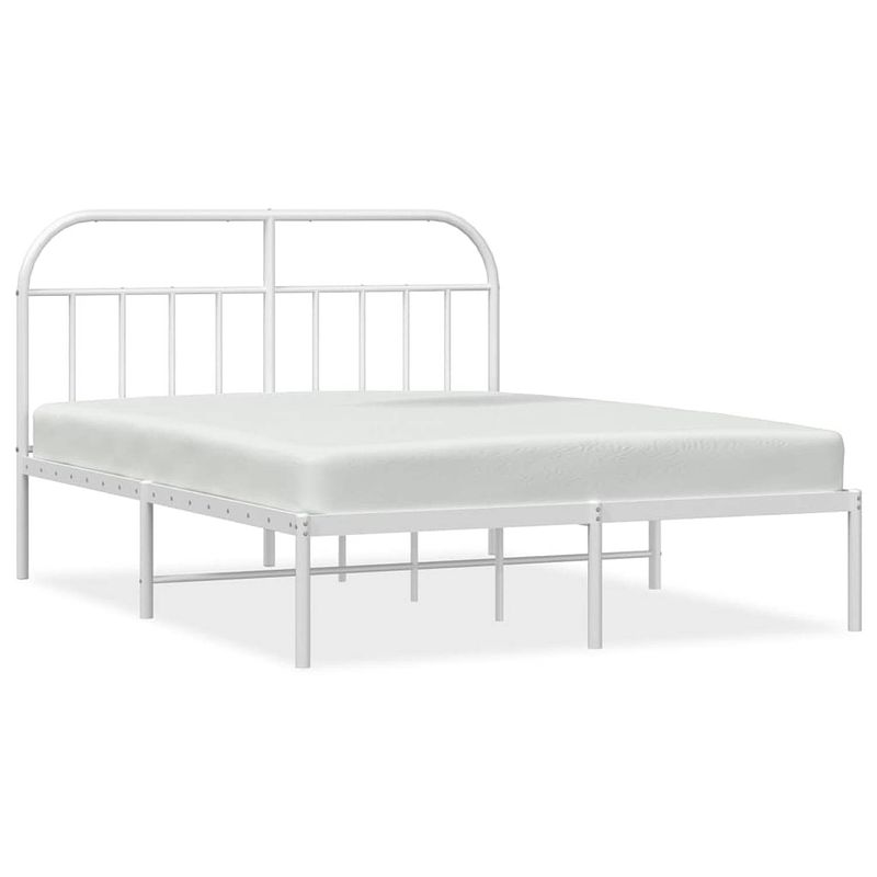 Foto van The living store bedframe klassiek - dubbel - wit - 207 x 156 x 100 cm - robuust metaal