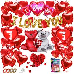 Foto van Fissaly® 70 stuks i love you liefde & hartjes decoratie set - versiering cadeautje - ballonnen - hem & haar - rood
